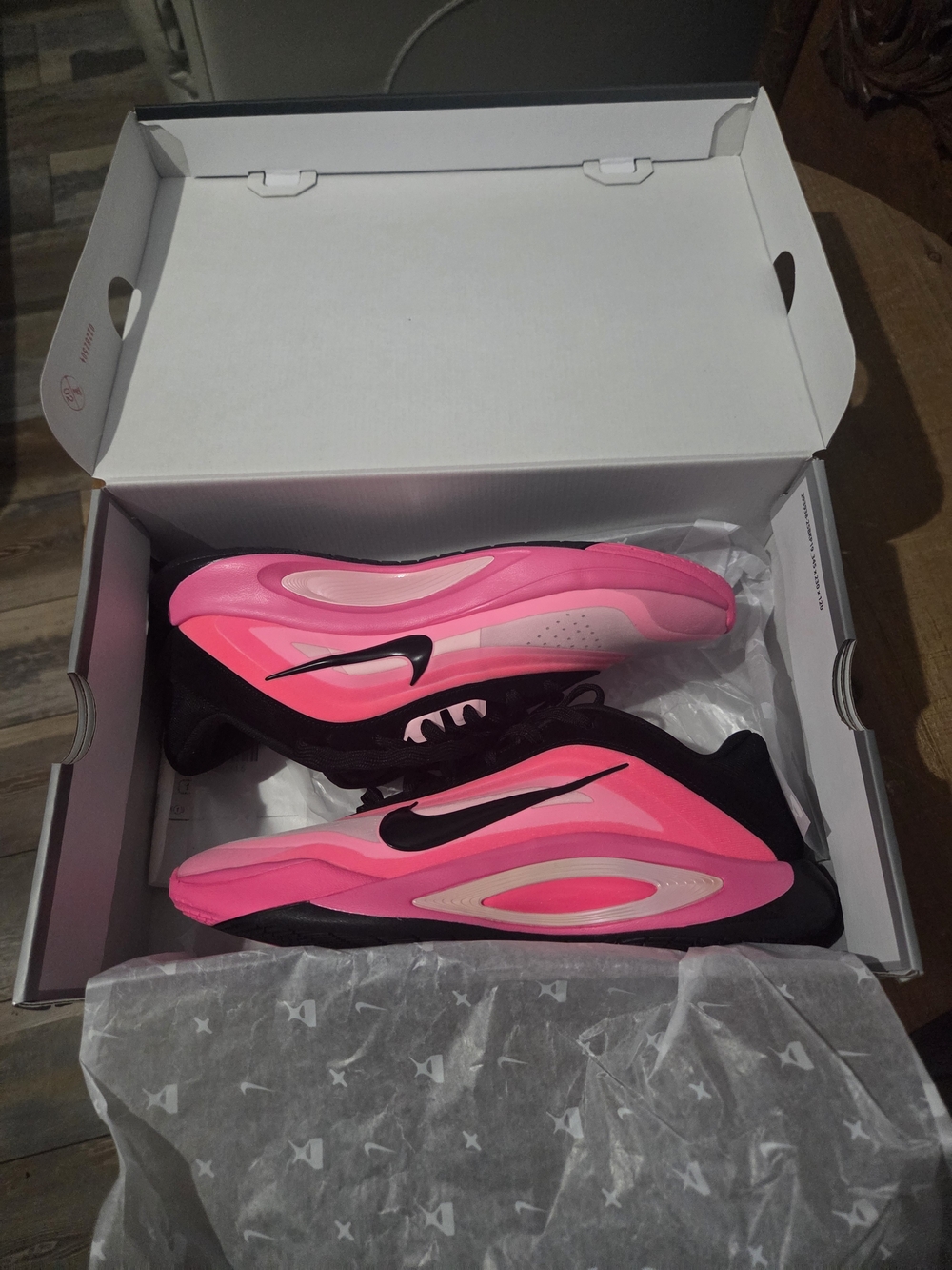 Nike A'ja Wilson Women’s Hot Pink & Black Sneakers